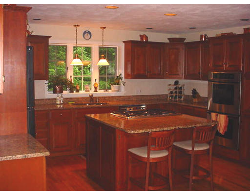 13 Anna's Way Boxford, MA 01921 - Photo 4 of 9 Gallery Image 4