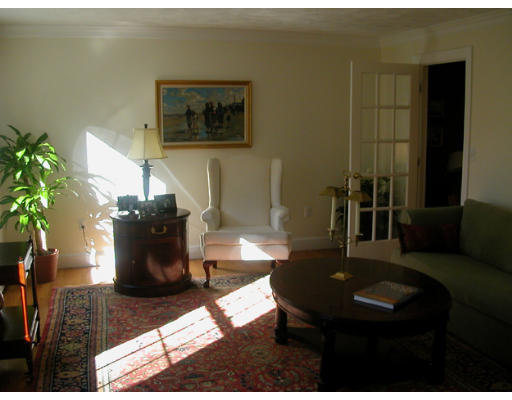 13 Anna's Way Boxford, MA 01921 - Photo 5 of 9 Gallery Image 5