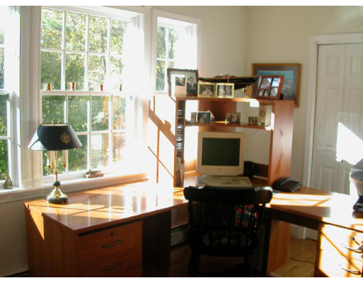 13 Anna's Way Boxford, MA 01921 - Photo 6 of 9 Gallery Image 6
