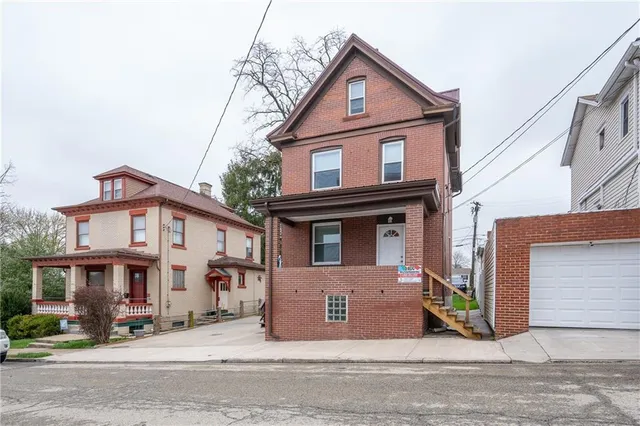 $220,000 | 447 Steck Street, Greensburg, PA 15601