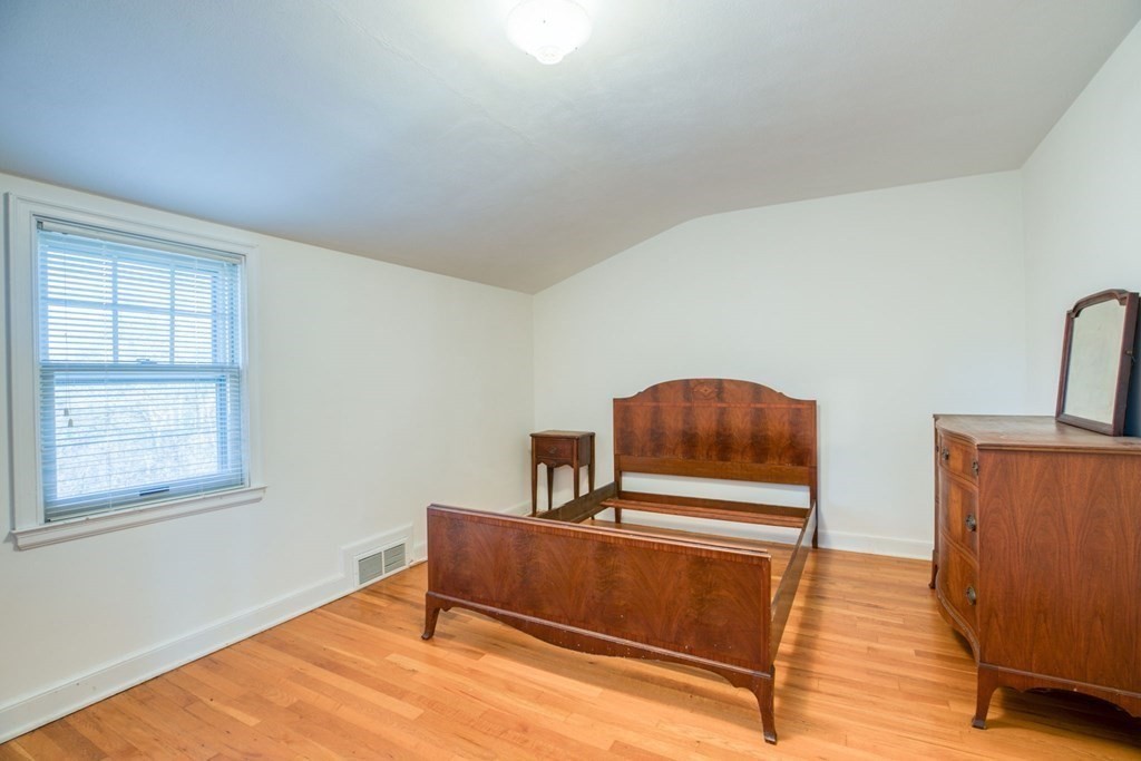 126 Barnard Road Granville, MA 01034 - Photo 17 of 30 Gallery Image 17
