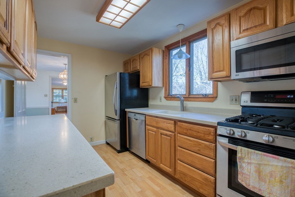 126 Barnard Road Granville, MA 01034 - Photo 10 of 30 Gallery Image 10