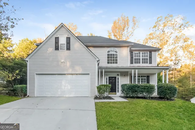 $2,040 | 827 Shadow Lake Drive, Lithonia, GA 30058