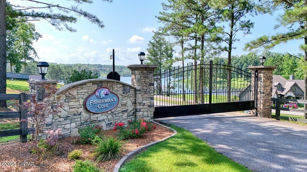 Lot 20 Shoreview Lane Huntingdon, TN 38344 - Photo 2 of 17 1000023058_1