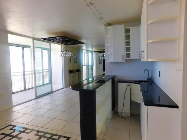 $3,300 | 627 Alhambra Road, Unit 603, Venice, FL 34285