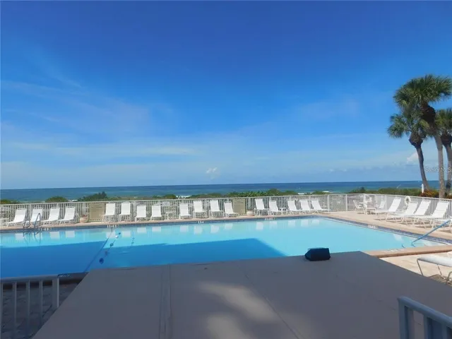 $3,300 | 627 Alhambra Road, Unit 603, Venice, FL 34285