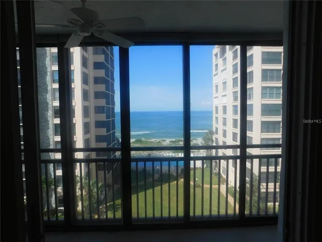 $3,300 | 627 Alhambra Road, Unit 603, Venice, FL 34285