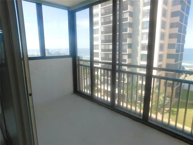 $3,300 | 627 Alhambra Road, Unit 603, Venice, FL 34285