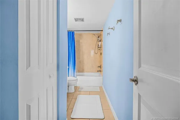 $119,888 | 1943 Southwest Palm City Road, Unit 22D, Stuart, FL 34994