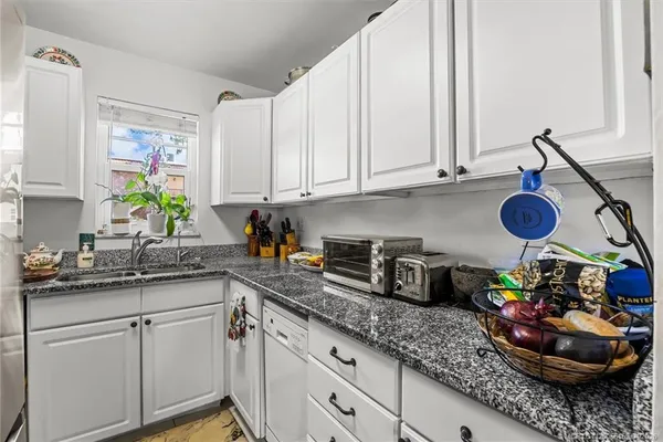 $119,888 | 1943 Southwest Palm City Road, Unit 22D, Stuart, FL 34994