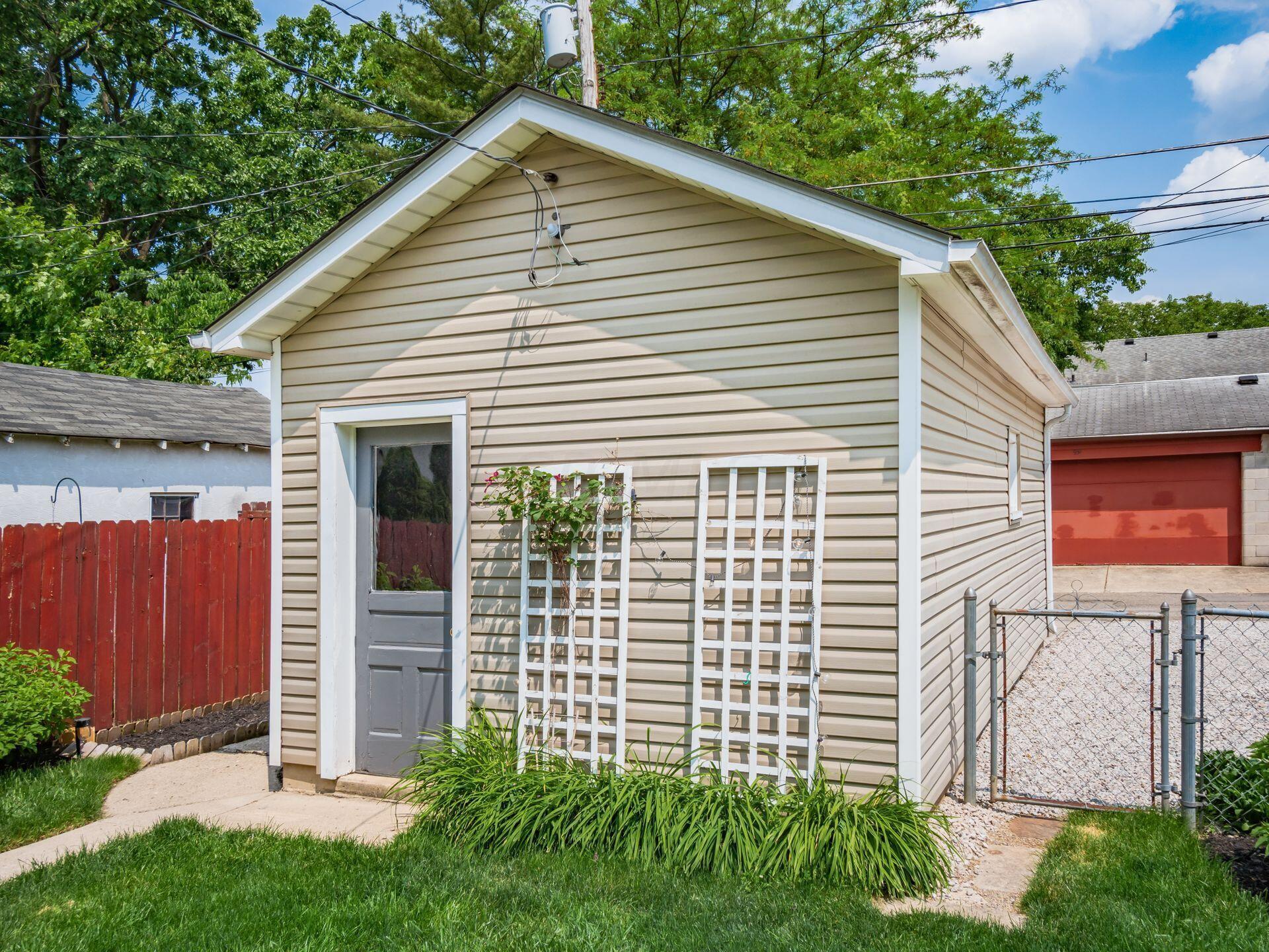 960 Palmer Road Columbus, OH 43212 - Photo 34 of 49 044_fc907a_A 960 Palmer 095-2