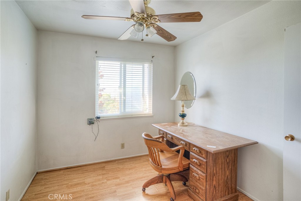 1361 Mt Ida Road Oroville, CA 95966 - Photo 20 of 44 Front bedroom