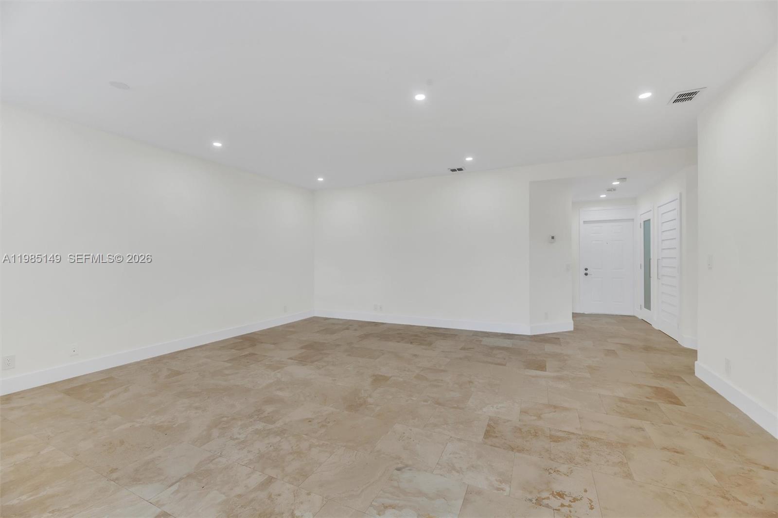 6538 Via Regina, Unit 9 Boca Raton, FL 33433 - Photo 10 of 37 Gallery Image 10
