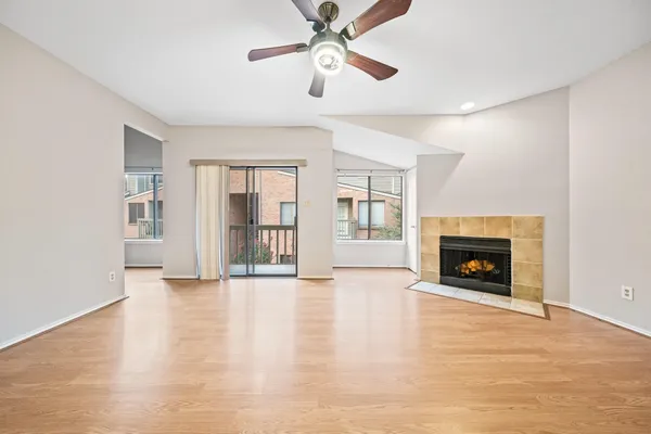 $1,750 | 2023 Gentryside Drive, Unit 204, Houston, TX 77077