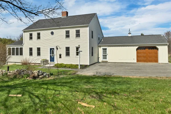 $500,000 | 12 Hummingbird Lane, Standish, ME 04085