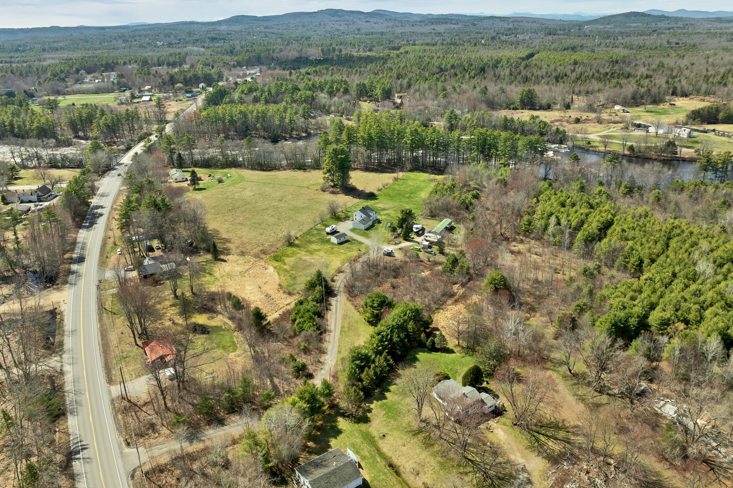 12 Hummingbird Lane Standish, ME 04085 - Photo 18 of 69 12Hummingbird018