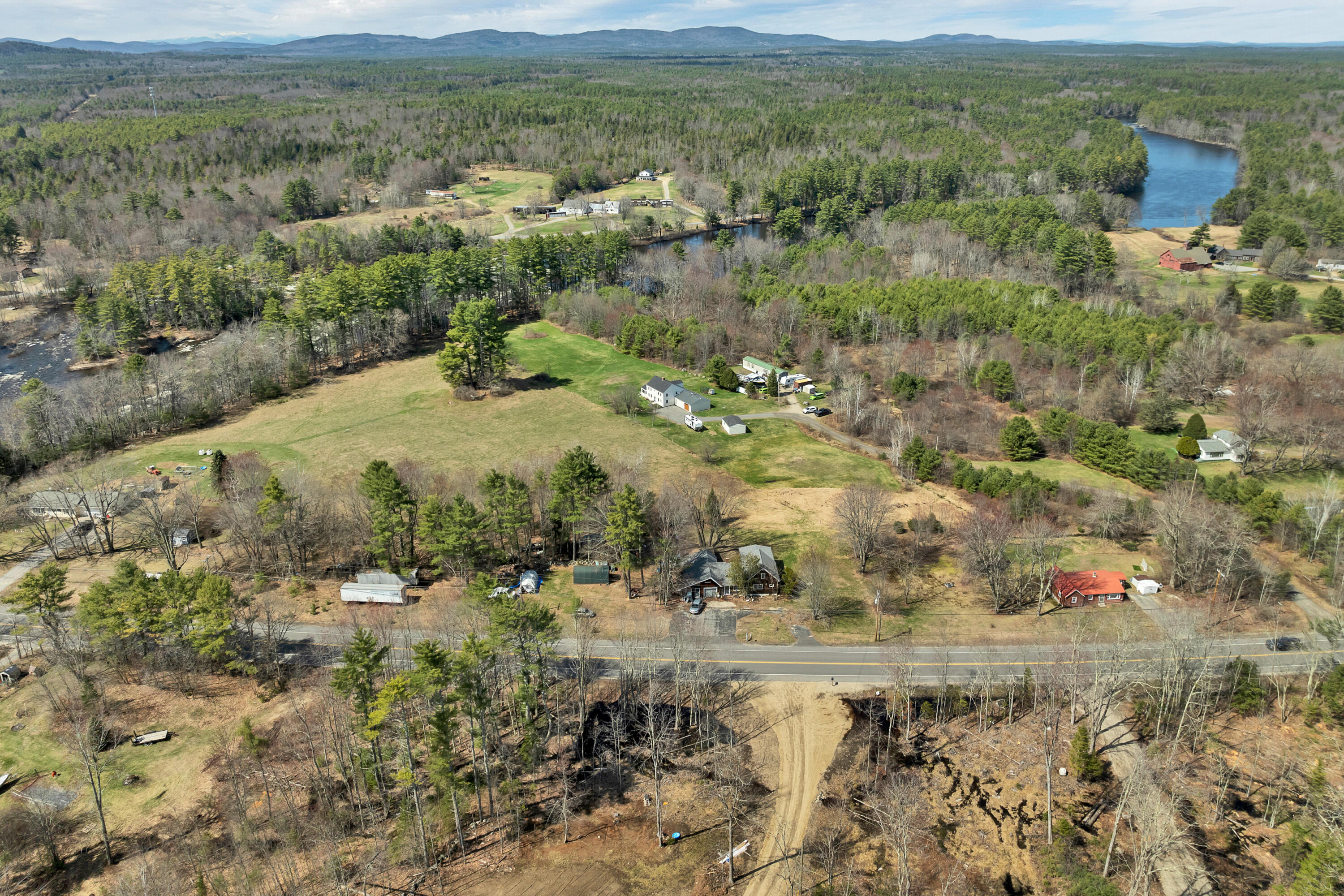 12 Hummingbird Lane Standish, ME 04085 - Photo 19 of 69 12Hummingbird019