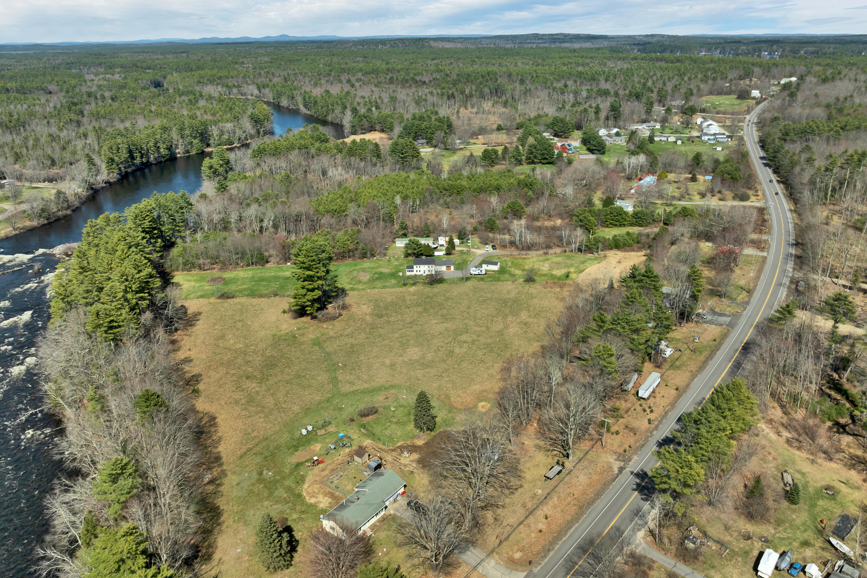 12 Hummingbird Lane Standish, ME 04085 - Photo 20 of 69 12Hummingbird020
