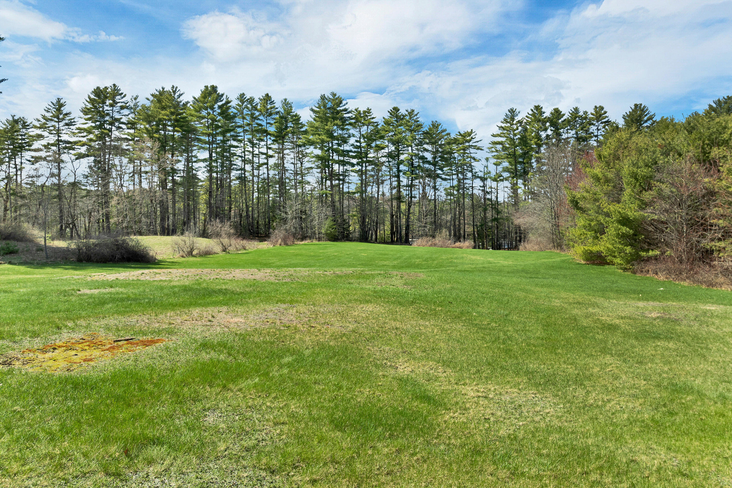 12 Hummingbird Lane Standish, ME 04085 - Photo 10 of 69 12Hummingbird010