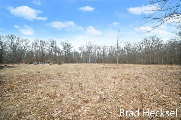 $369,900 | 14156 Division Avenue Northeast, Cedar Springs, MI 49319