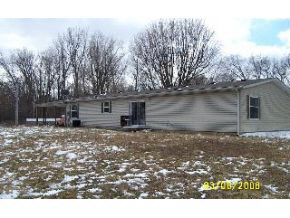 326 East Spring Street Bloomfield, IN 47424 - Photo 2 of 9 Gallery Image 2