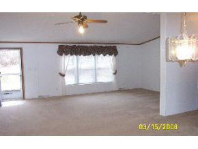 326 East Spring Street Bloomfield, IN 47424 - Photo 7 of 9 Gallery Image 7
