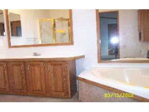 326 East Spring Street Bloomfield, IN 47424 - Photo 9 of 9 Gallery Image 9