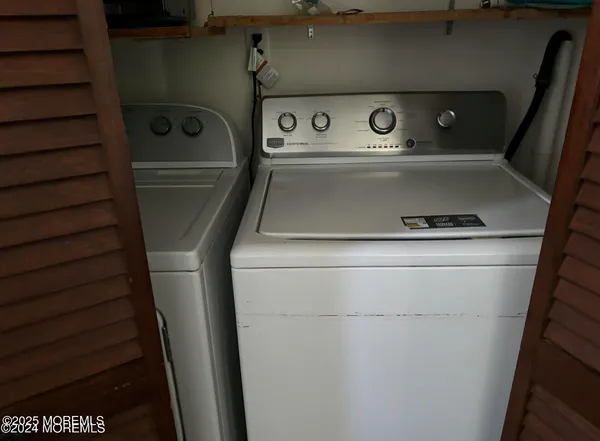 a close view of washer and dryer