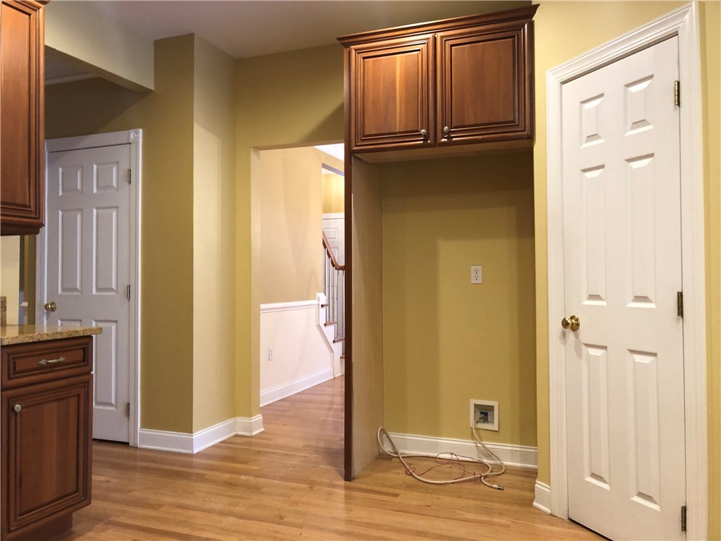 419 Albion Road, Unit 15 Lincoln, RI 02865 - Photo 11 of 39