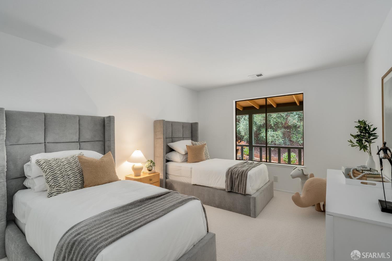 16244 Kennedy Road Los Gatos, CA 95032 - Photo 34 of 67 a bedroom with bed and window