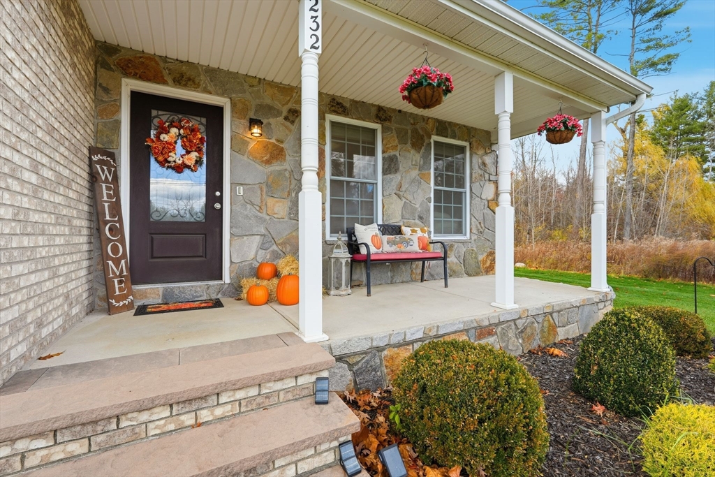 232 Russellville Road Westfield, MA 01085 - Photo 2 of 42 Gallery Image 2