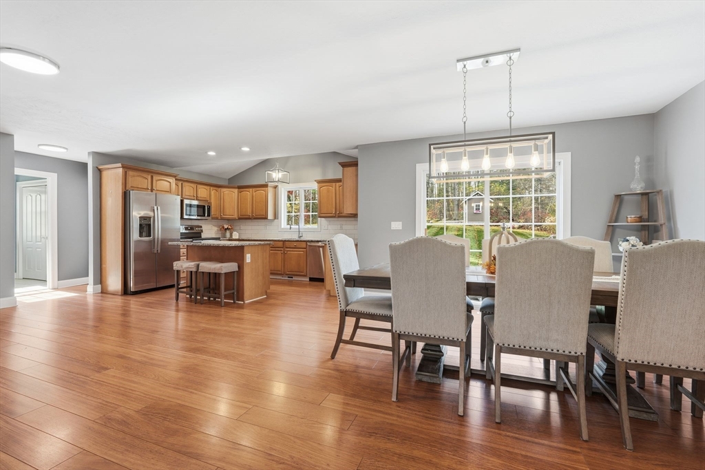 232 Russellville Road Westfield, MA 01085 - Photo 10 of 42 Gallery Image 10