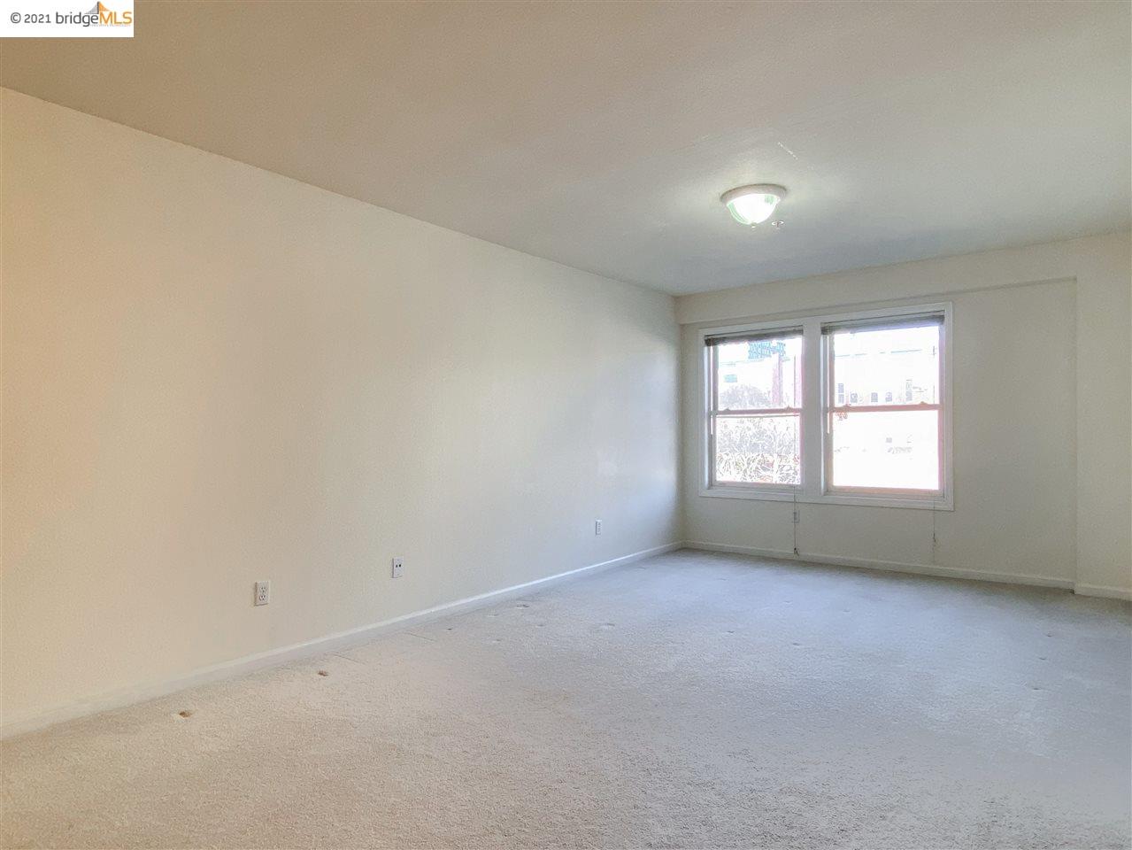 485 8th Street, Unit 301 Oakland, CA 94607 - Photo 6 of 13