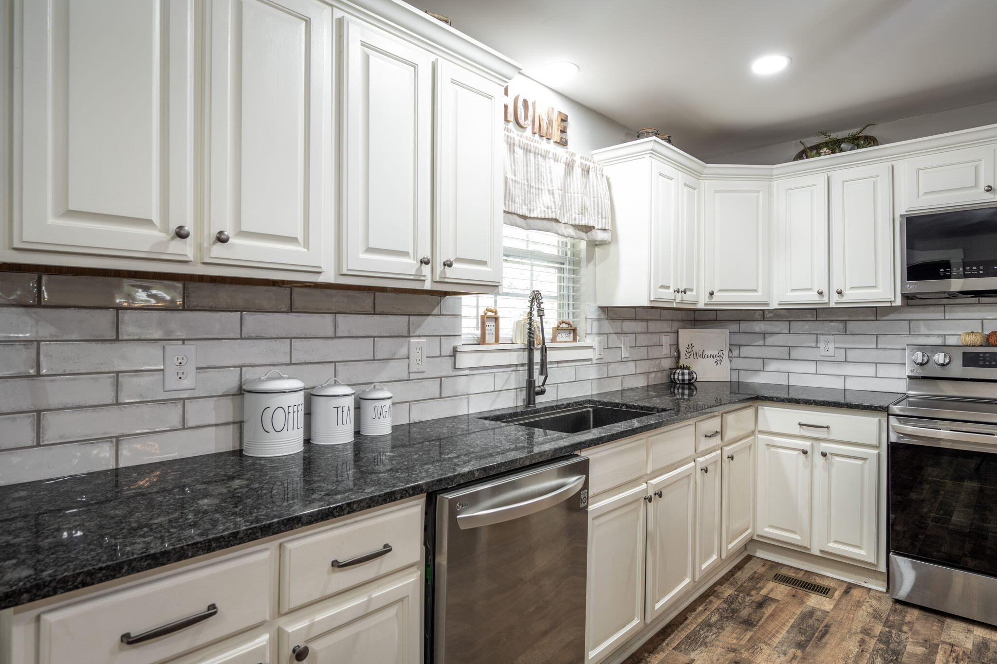 381 Harmon Drive Dunlap, TN 37327 - Photo 8 of 34 19-web-or-mls-DSC_0681