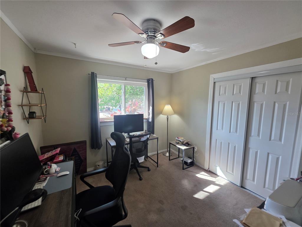 1015 Rhodes Avenue Sarasota, FL 34237 - Photo 8 of 17