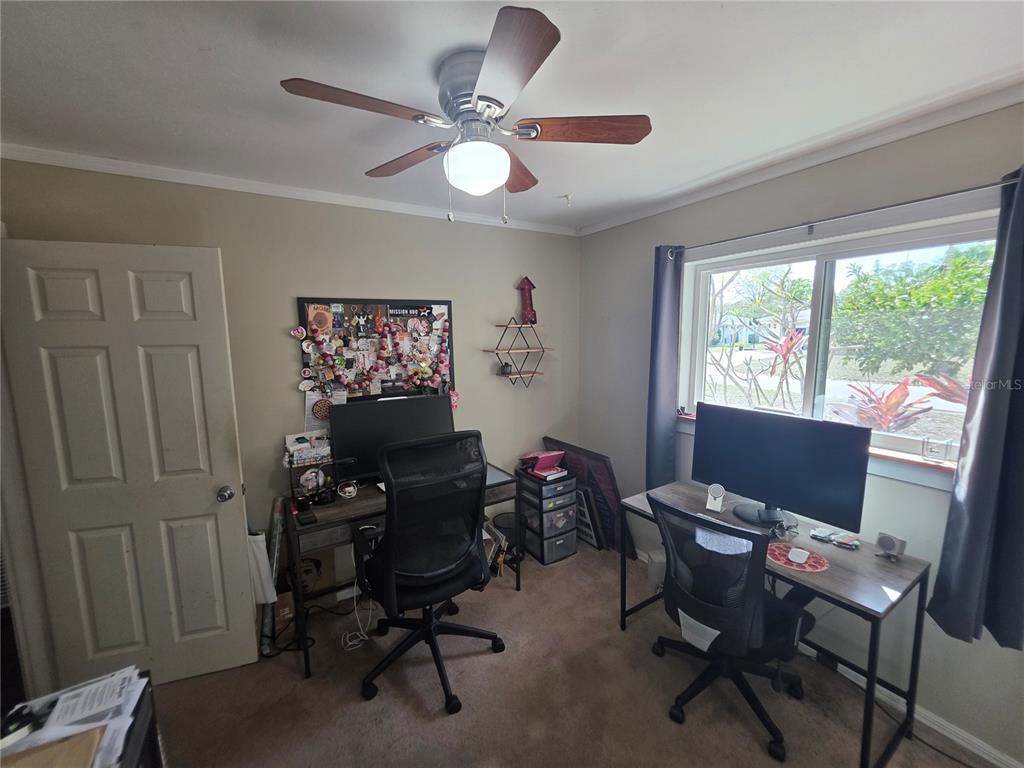 1015 Rhodes Avenue Sarasota, FL 34237 - Photo 9 of 17