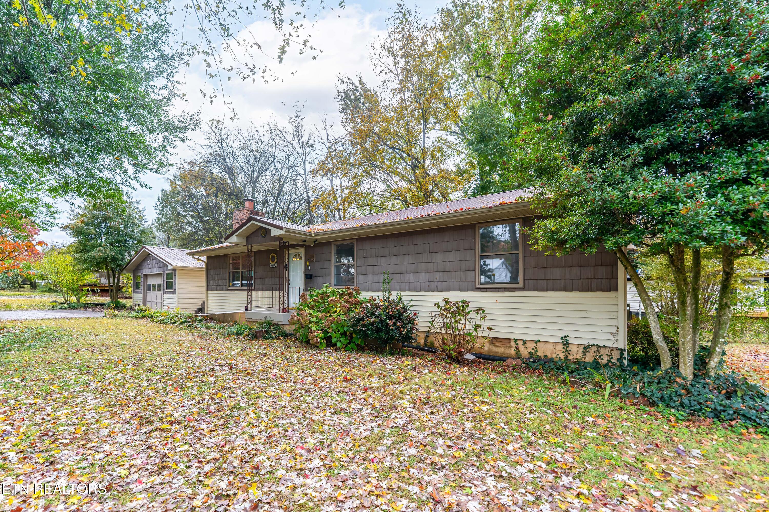 803 Rugby Place Maryville, TN 37804 - Photo 2 of 29 _DSC6307-Edit-Edit
