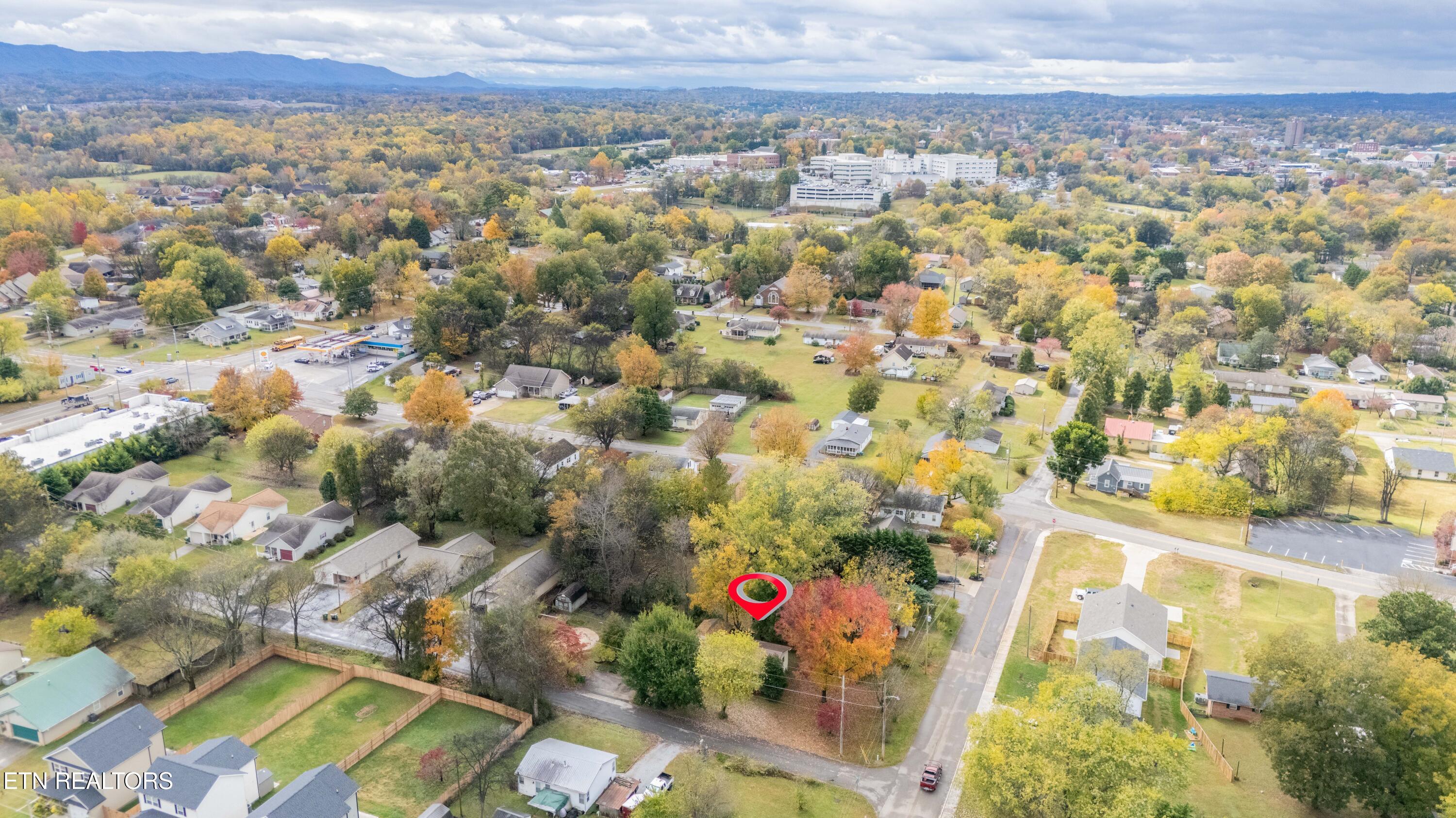 803 Rugby Place Maryville, TN 37804 - Photo 29 of 29 DJI_20251030140033_0766_D-HDR-Edit-Edit