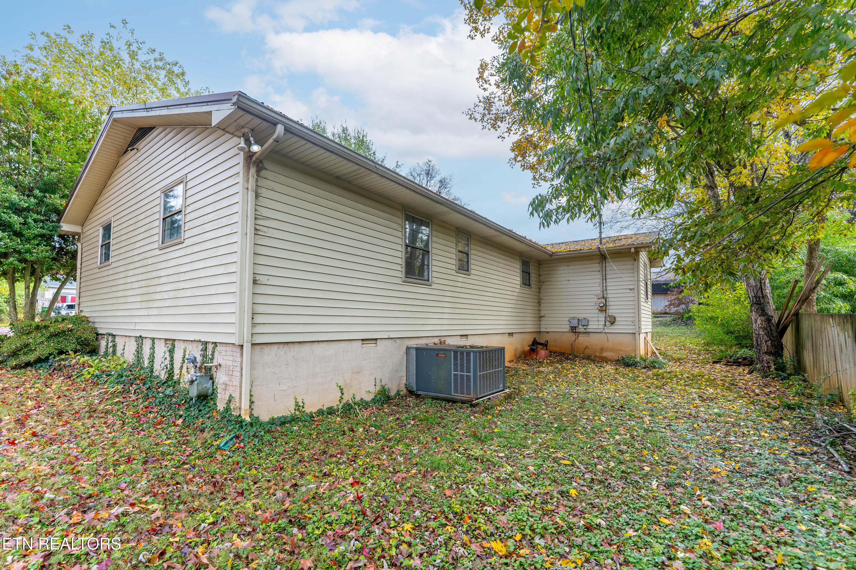 803 Rugby Place Maryville, TN 37804 - Photo 4 of 29 _DSC6313-Edit-Edit