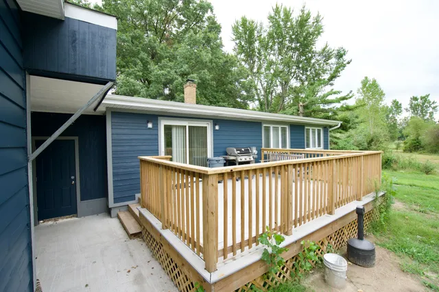 $254,900 | 2010 South Benton Center Road, Benton Harbor, MI 49022