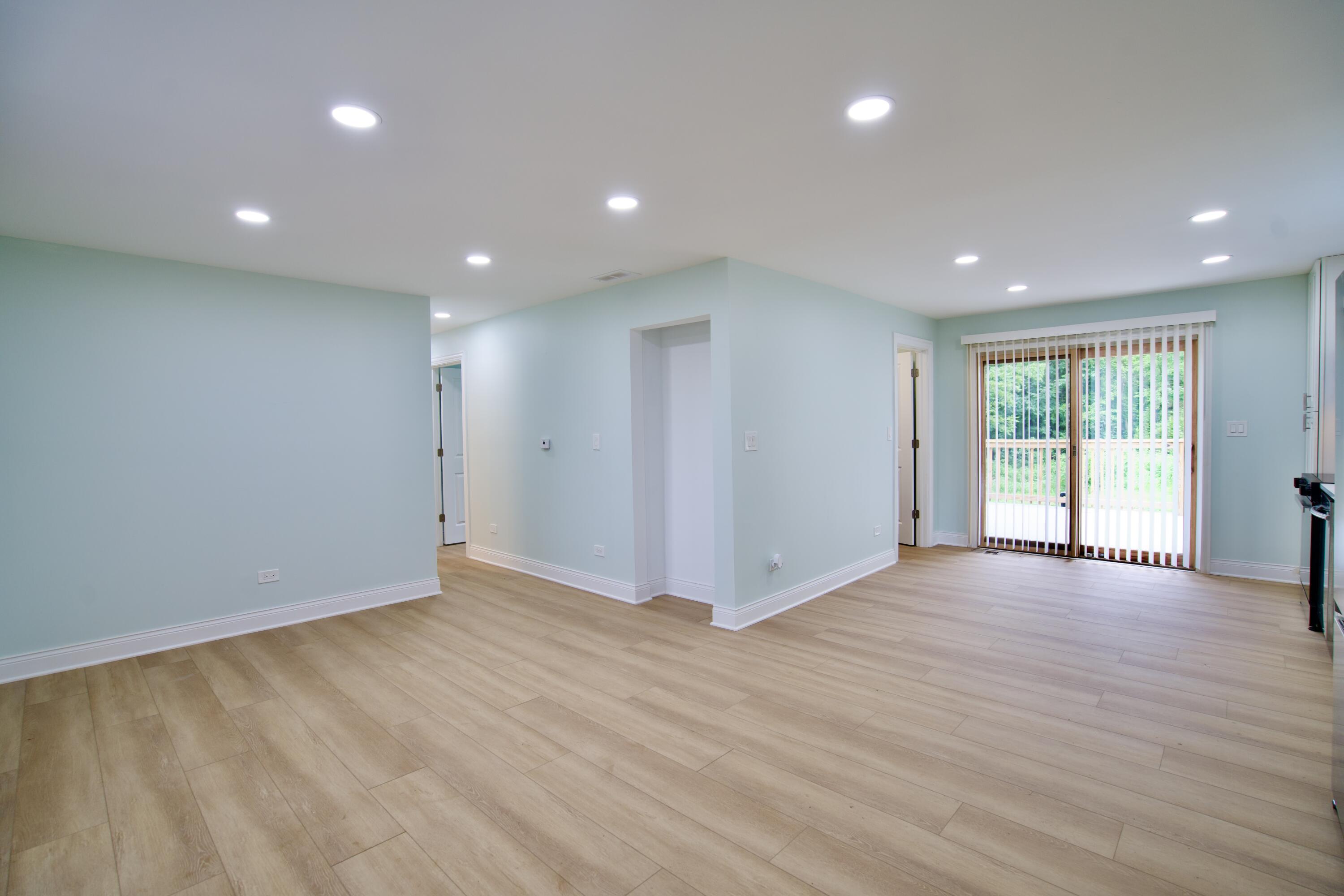 2010 South Benton Center Road Benton Harbor, MI 49022 - Photo 8 of 32 A7409096