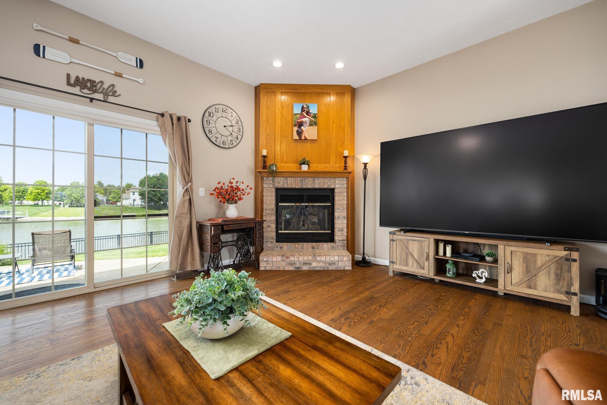 3210 Monterey Road Bloomington, IL 61704 - Photo 11 of 60