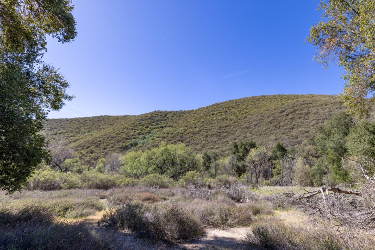 43515 East Carmel Valley Road Greenfield, CA 93927 - Photo 21 of 38