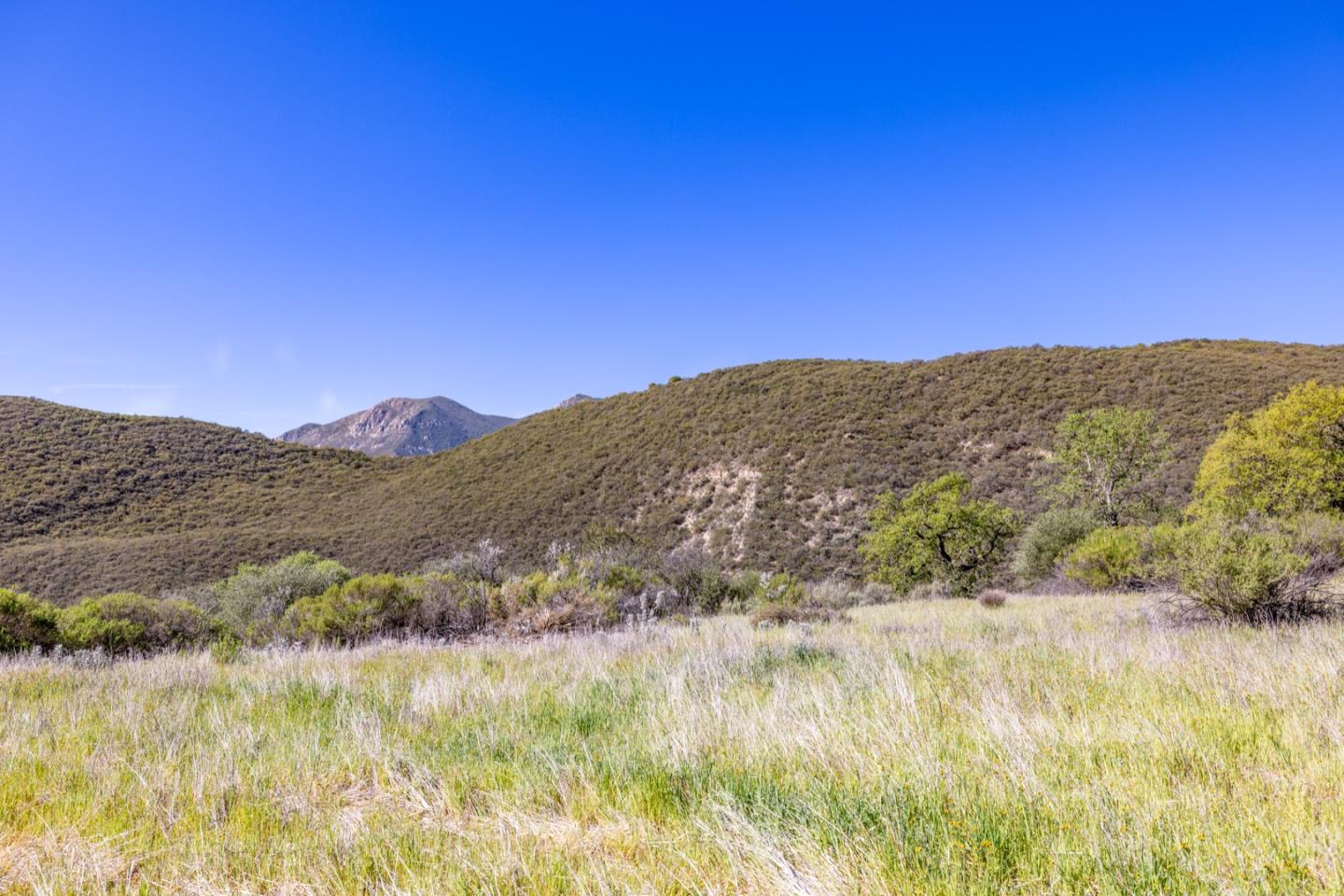 43515 East Carmel Valley Road Greenfield, CA 93927 - Photo 31 of 38