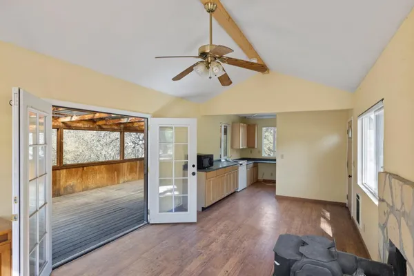 $875,000 | 43515 East Carmel Valley Road, Greenfield, CA 93927