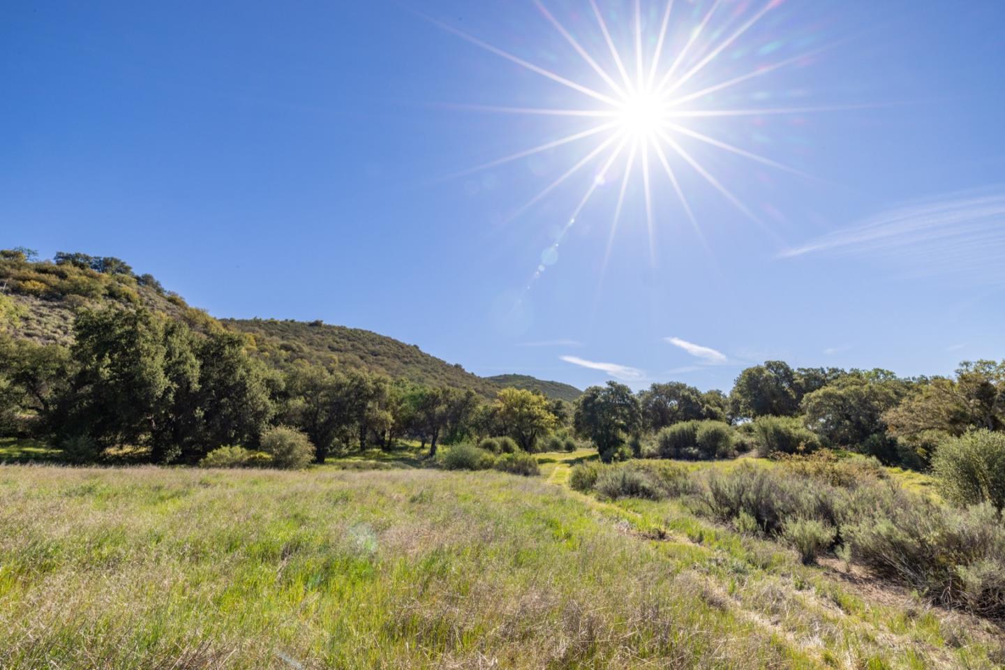 43515 East Carmel Valley Road Greenfield, CA 93927 - Photo 6 of 38