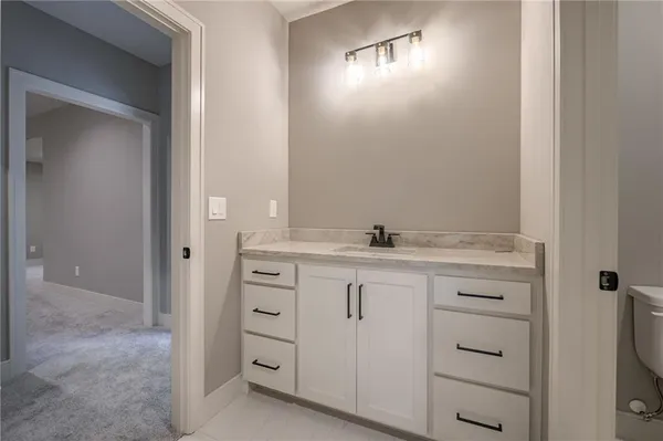 $830,000 | 2615 Northeast 91st Place, Kansas City, MO 64156