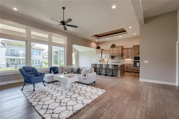 $830,000 | 2615 Northeast 91st Place, Kansas City, MO 64156