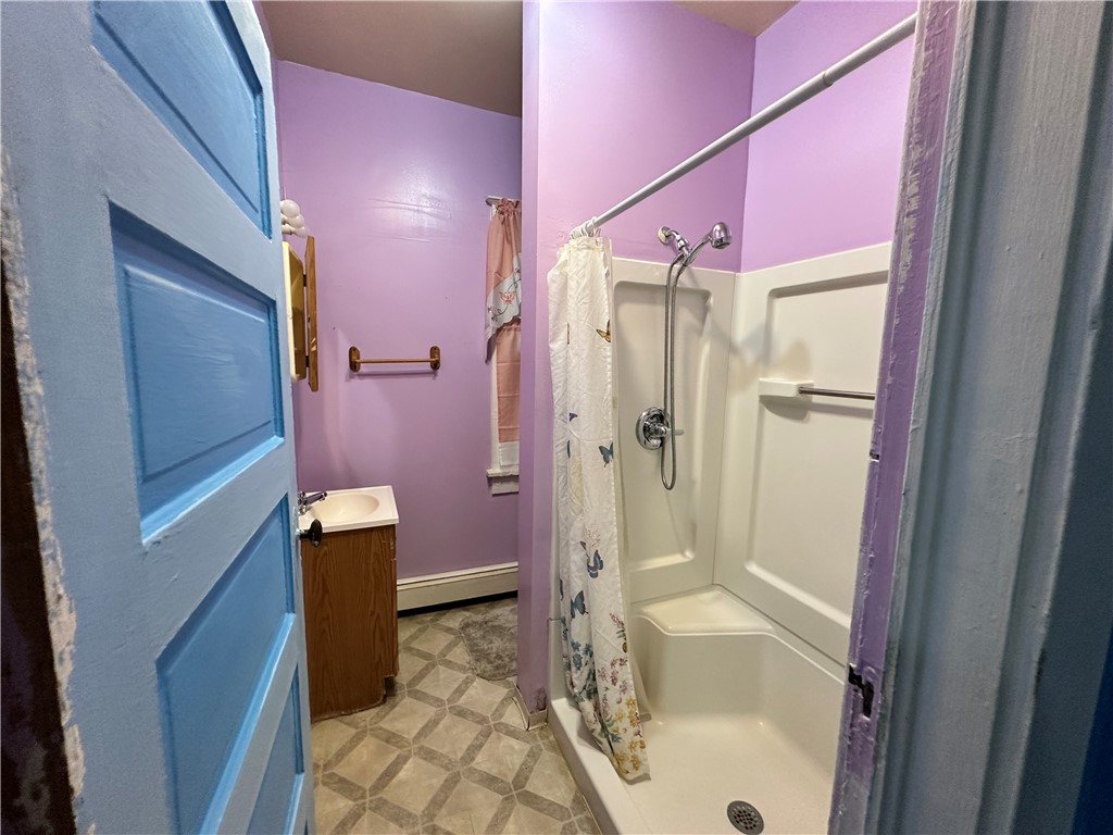 707 Kitchell Street Pana, IL 62557 - Photo 7 of 8