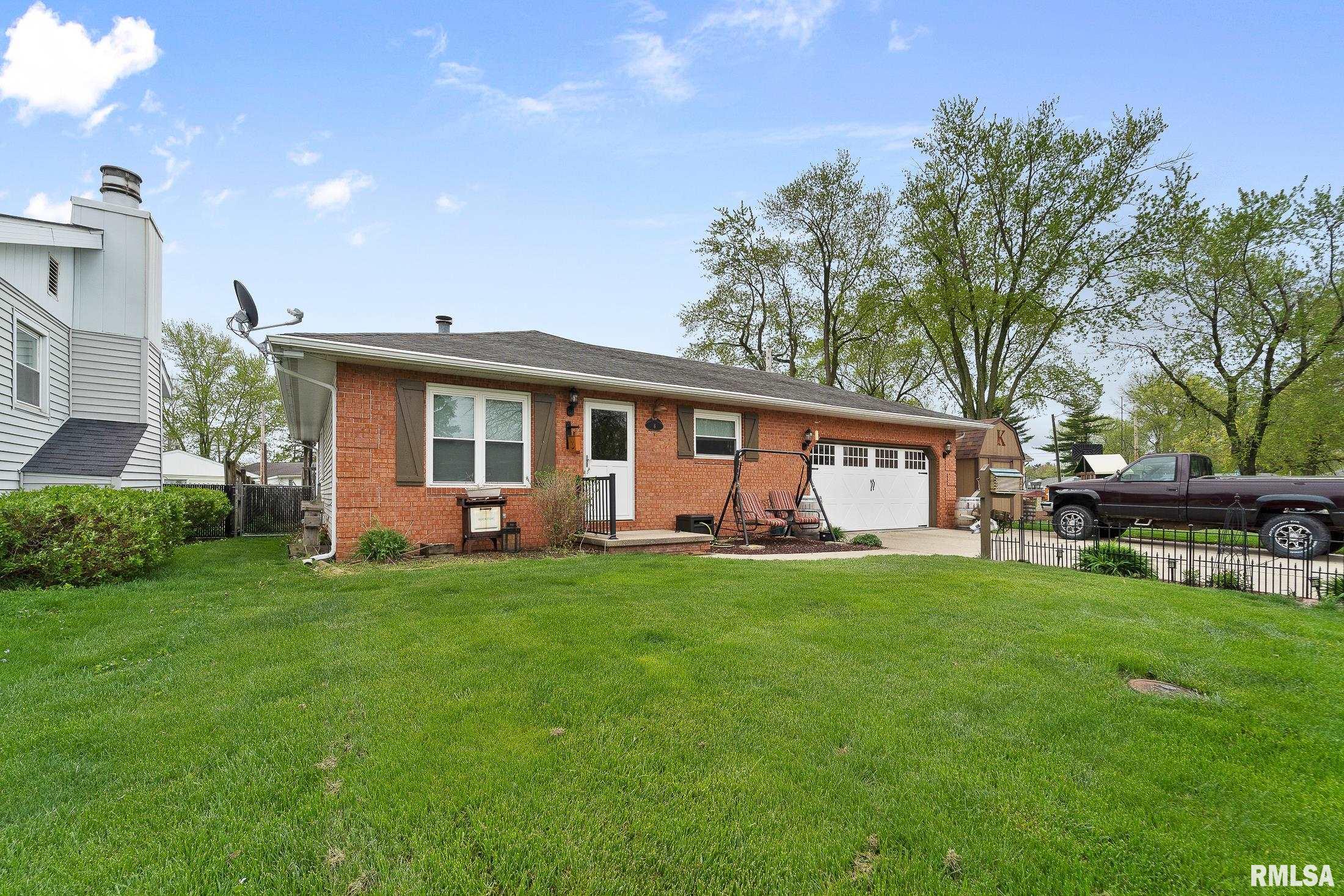 6 St Marys Court Springfield, IL 62702 - Photo 2 of 23